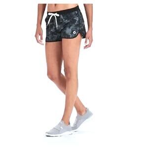 VUORI Tavi NWOT Athleisure Shorts MEDIUM  Running Fitness Recycled Athletic